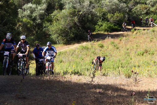 BTT Coimbra XCM 2012 Montemor (099) Uma avaria