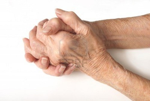 mãos com 90 anos!