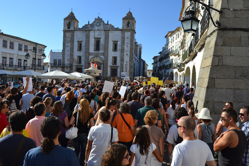 Manifesta%E7%E3o Q.jpg