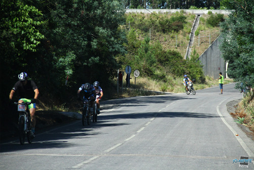 BTT XCM 2012 Montemor (154) Entrada na estrada