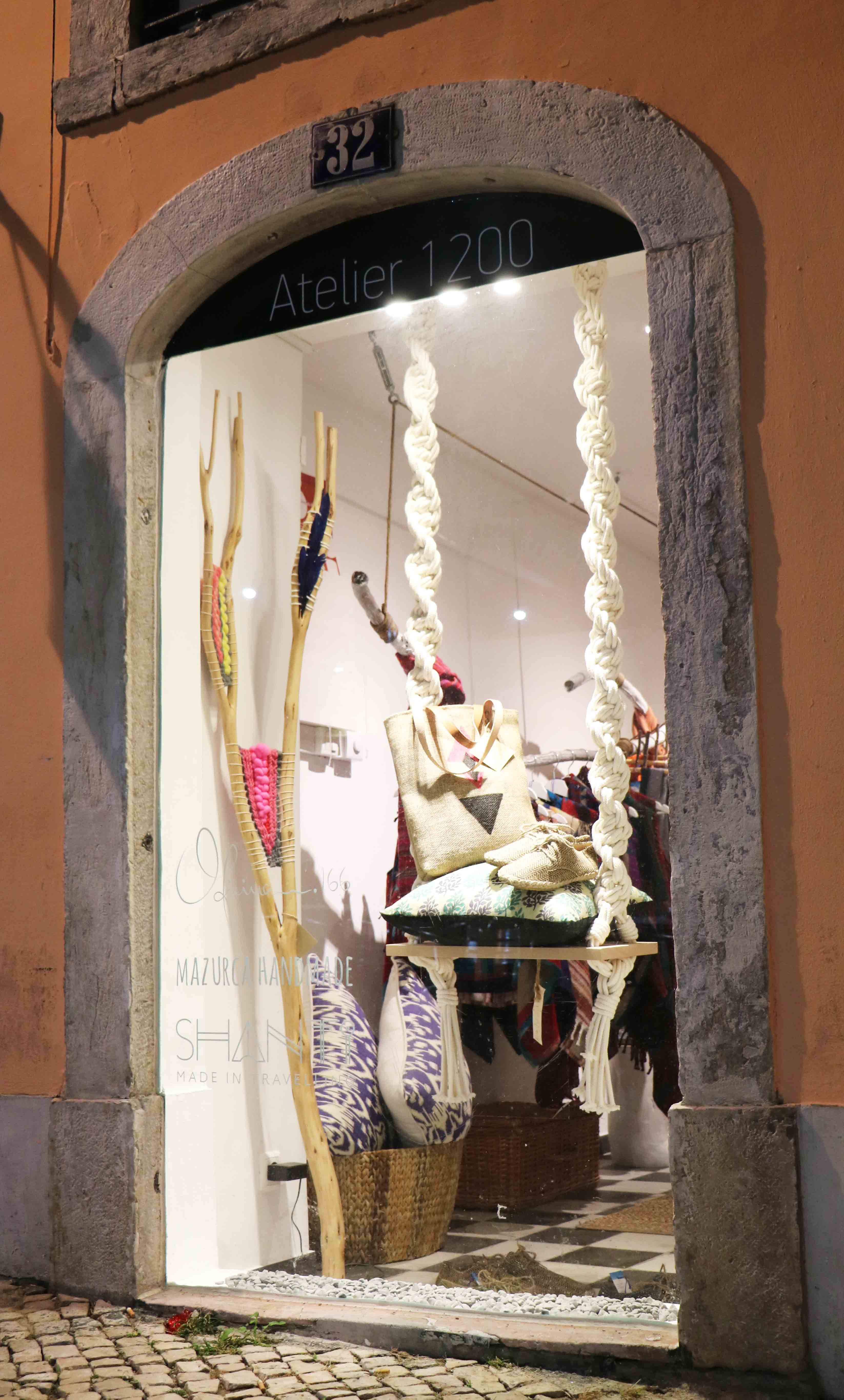 atelier-1200