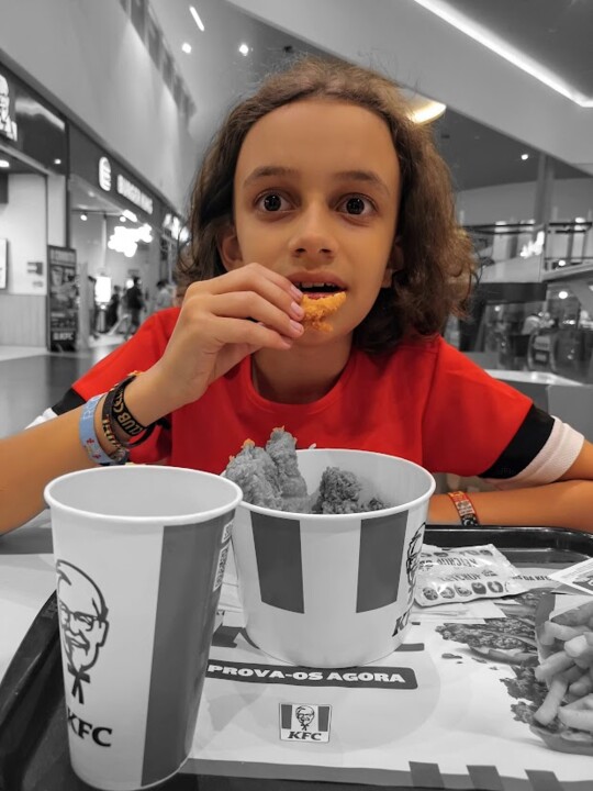 Não me canso disto KFC.jpg