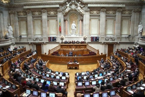 PARLAMENTO.jpg
