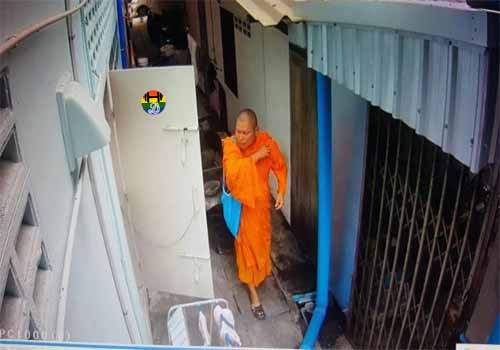 HD Monge mitra cuequinhas de senhora.jpg