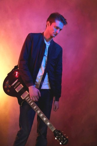 foto future stranger.jpg