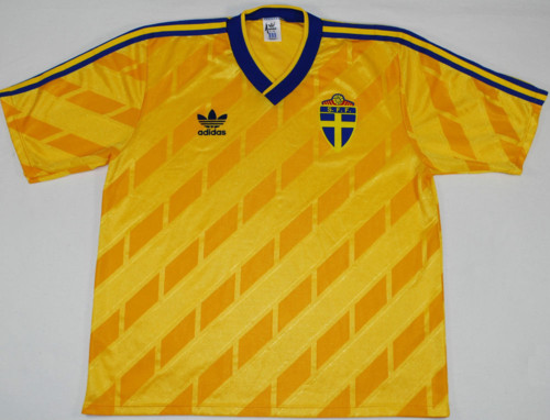 sweden-2018-home-kit-4.jpg