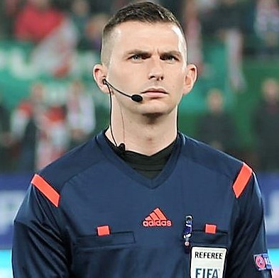 michael oliver.JPG