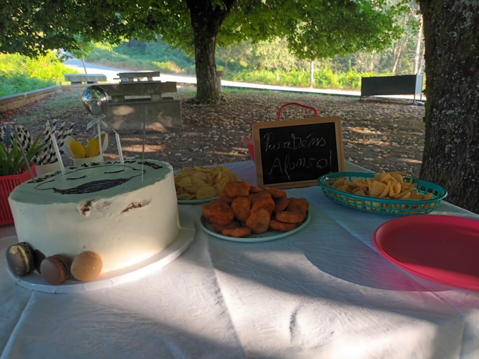 Não me canso disto aniversário.jpg