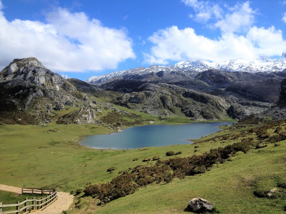 Picos da Europa.JPG Picos da Europa.JPG