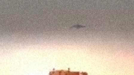 UFO2.jpg UFO2.jpg