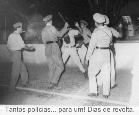 42 - Tantos polícias... para um! dias de.jpg