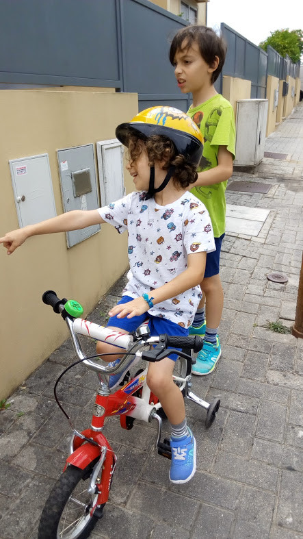Nao_me_canso_disto_exterior4.jpg Nao_me_canso_disto_exterior4.jpg