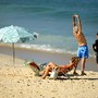 Praia de Ipanema - Nada como se espregui&ccedil;ar sob o