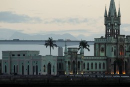 A Ilha Fiscal na manh&atilde; desta sexta-feira(170812) 