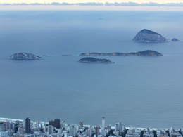 Amanhecer no Rio - C&eacute;u fica nublado nesta segunda