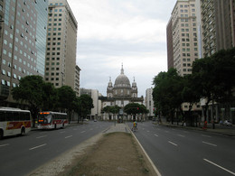Centro Hist&oacute;rico - Av. Pte Vargas - Igreja da Can